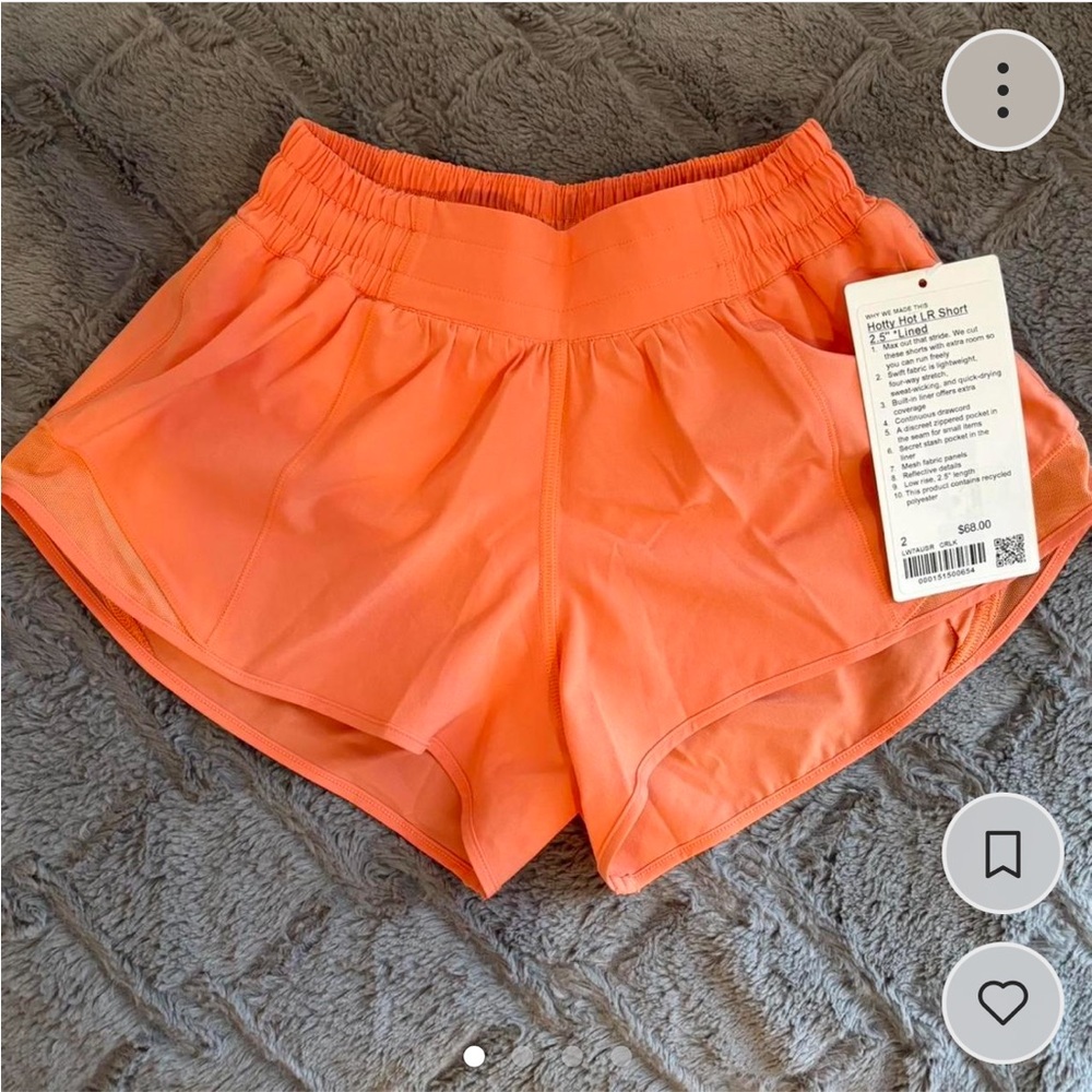 NWT Lululemon Hotty Hot Shorts Low-Rise Lined Shorts 2.5” Size 2